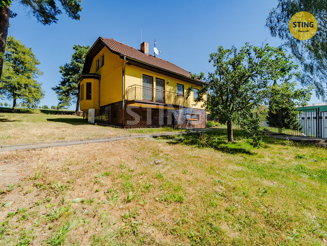 Prodej domu 256 m² s pozemkem 985 m² – fotografie 4