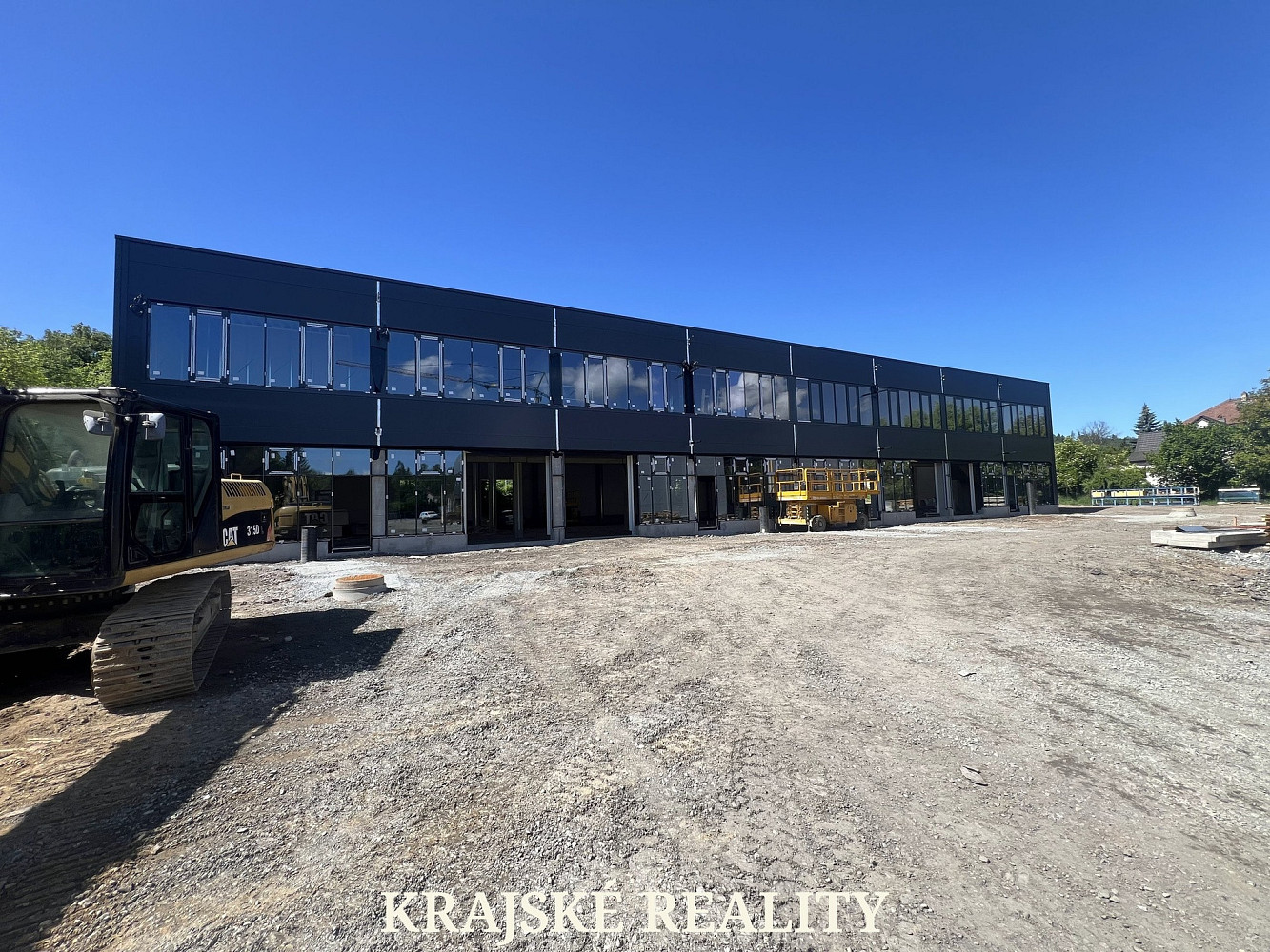 Pronájem skladovacích prostor 355 m²