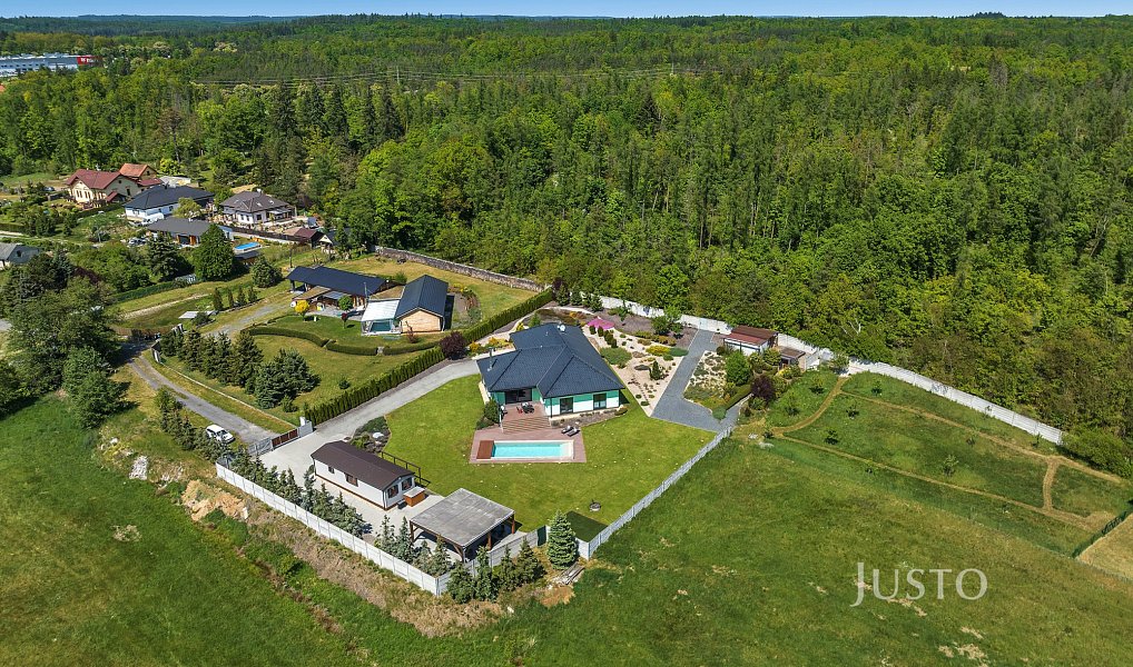 Prodej domu 188 m² s pozemkem 3 413 m², Stará Huť – náhled fotky 31