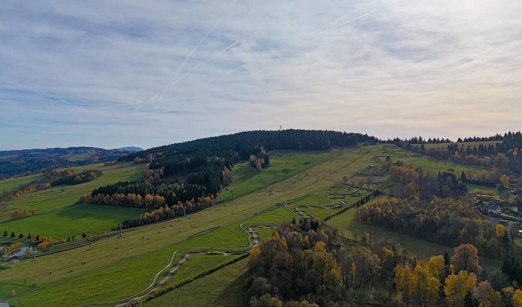 Prodej domu 300 m² s pozemkem 10 228 m², Jeřmanice – náhled fotky 13