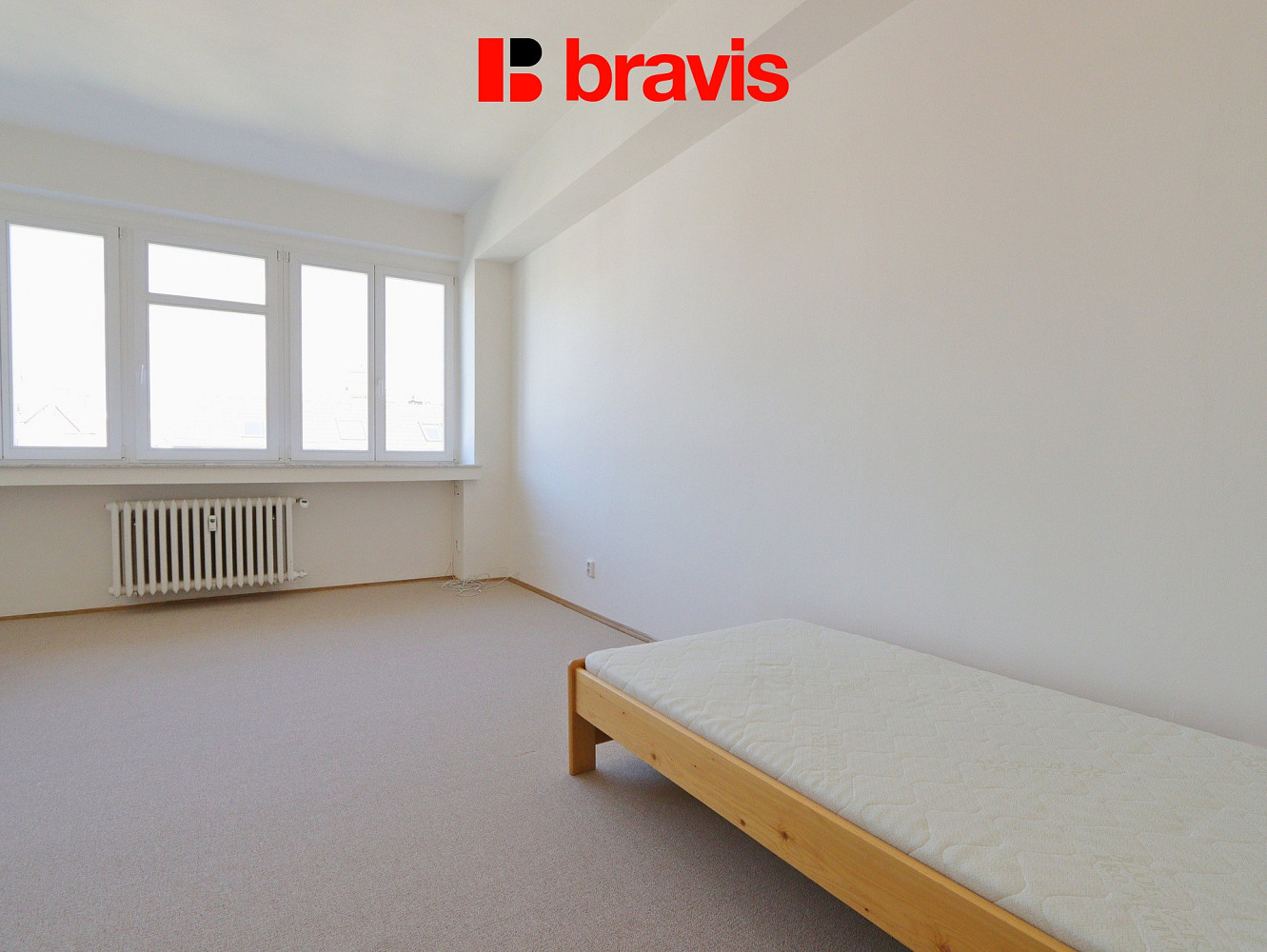Pronájem bytu 2+1 72 m² – fotografie 2