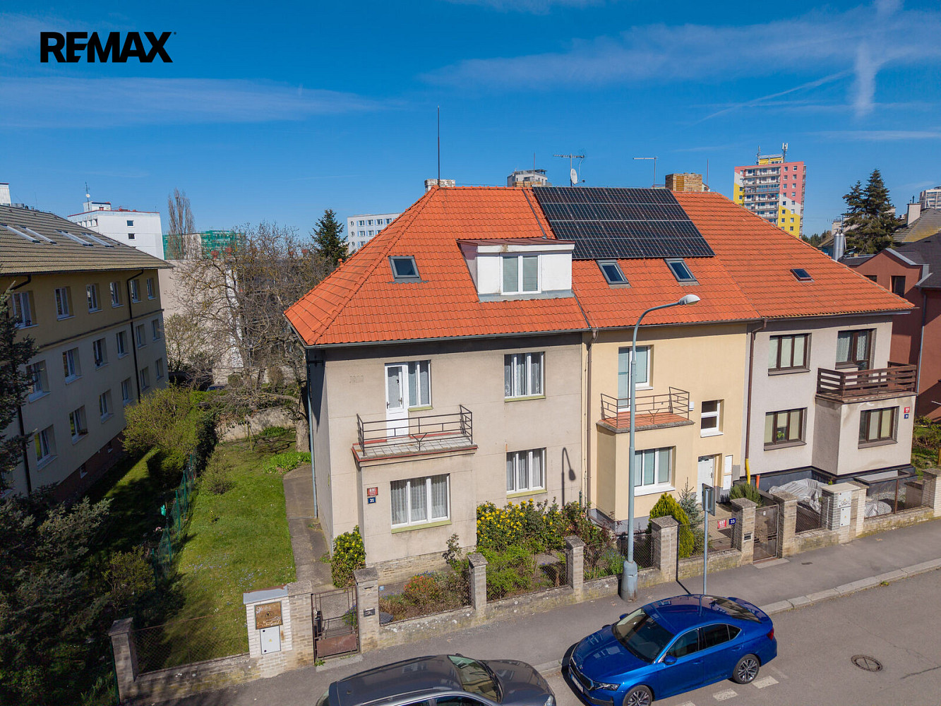 Prodej domu 210 m² s pozemkem 385 m²