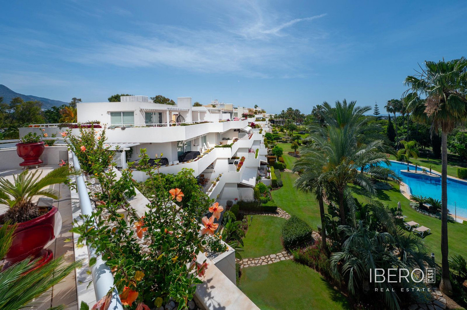 Piso 5+kk – Marbella, Nueva Andalucía - Vista 2