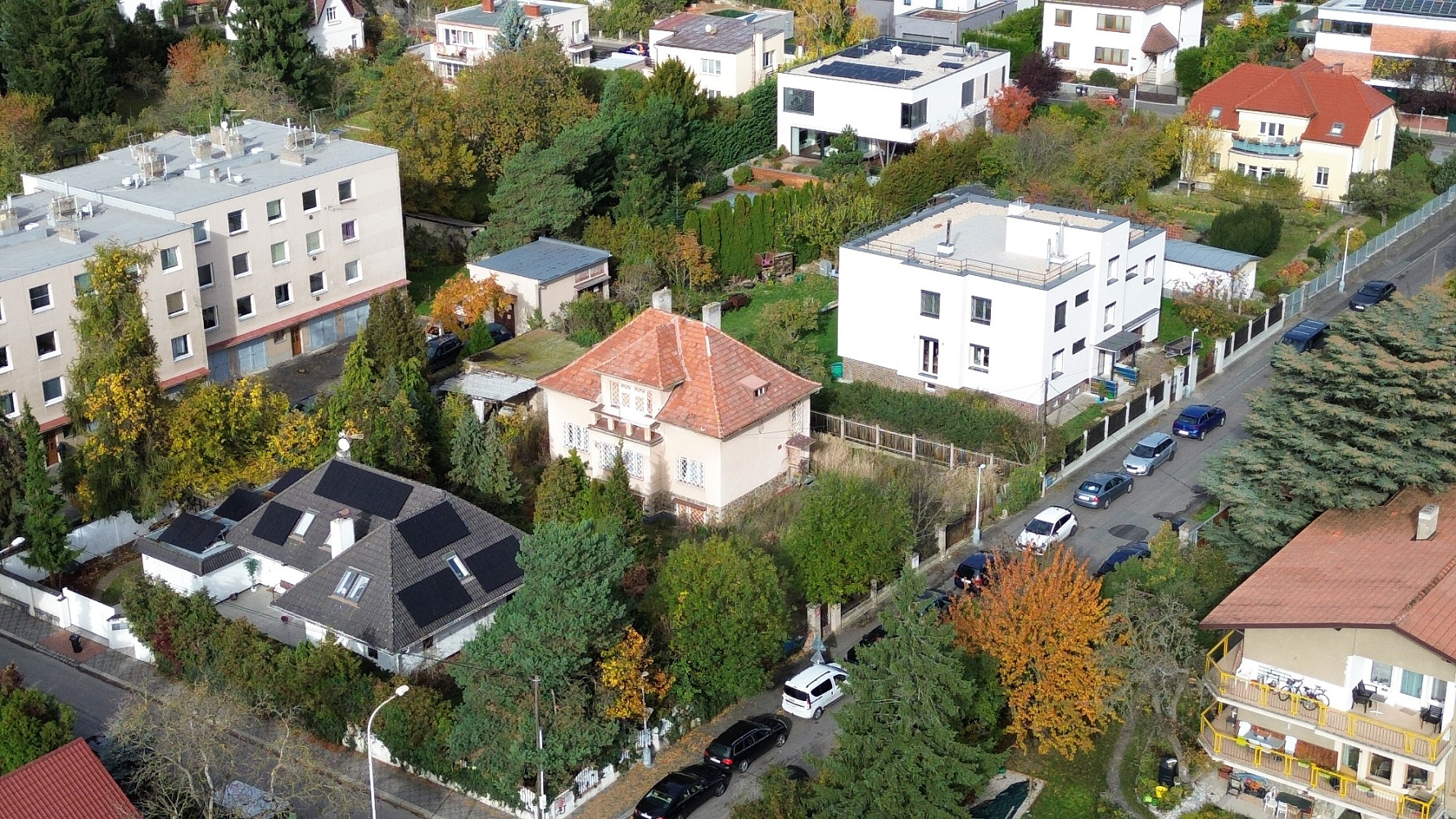 Prodej domu 200 m² s pozemkem 957 m² – další