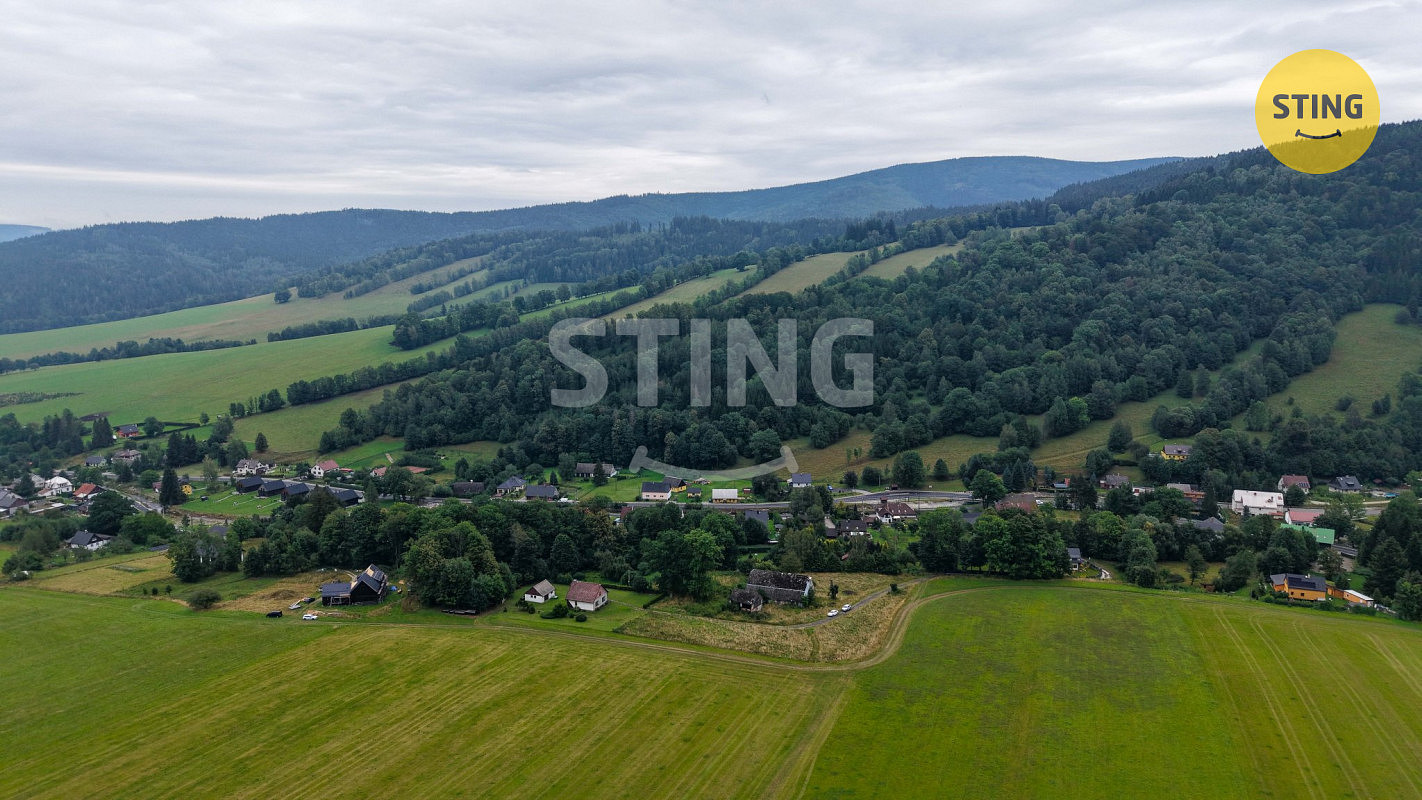 Prodej stavebního pozemku 1 424 m² – fotografie 4