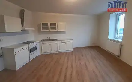 Pronájem bytu 1+kk 33 m²