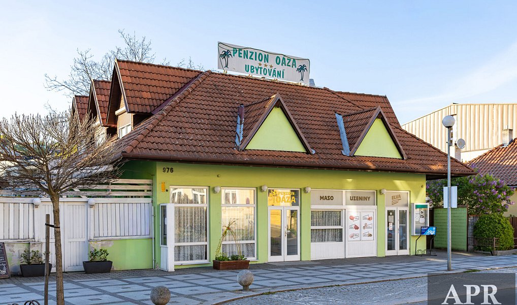Prodej ubytovacího objektu 420 m², Luhačovice – fotka 1 z 18