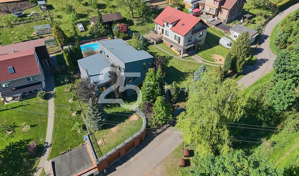 Prodej domu 214 m² s pozemkem 1 115 m², Úpice – náhled fotky 3