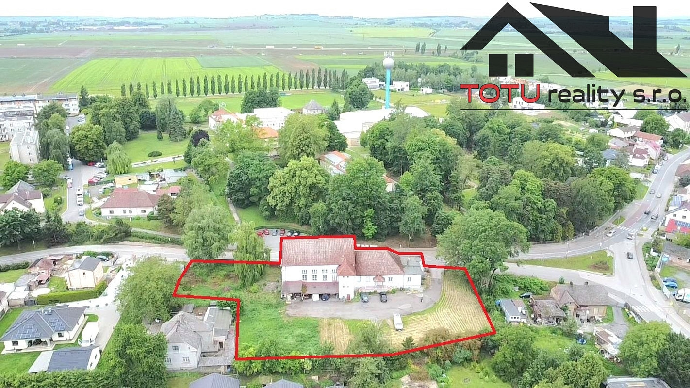 Prodej obchodních prostor 1 100 m²