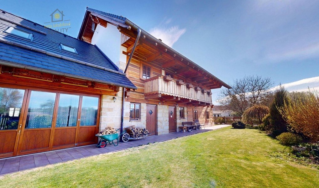 Prodej domu 638 m² s pozemkem 1 266 m², Okna – náhled fotky 2