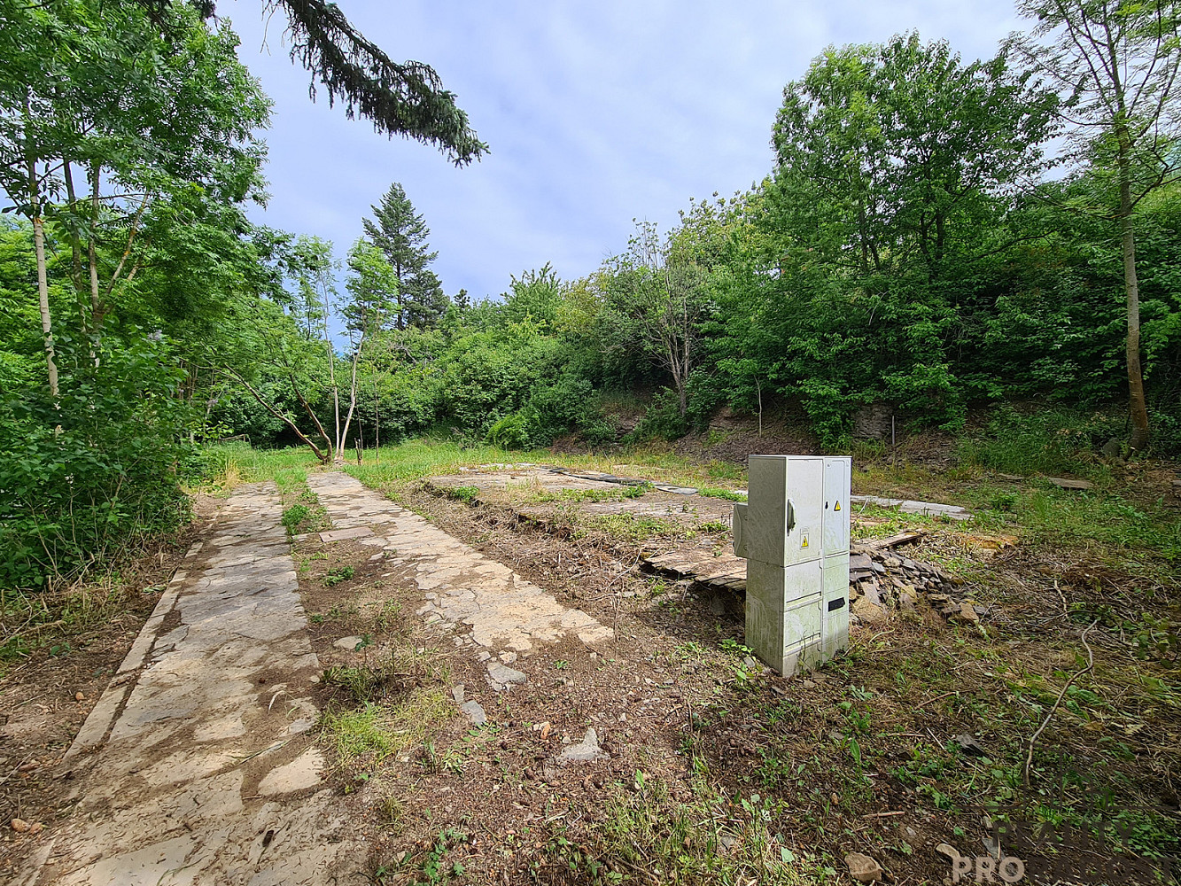 Prodej stavebního pozemku 530 m² – fotografie 2