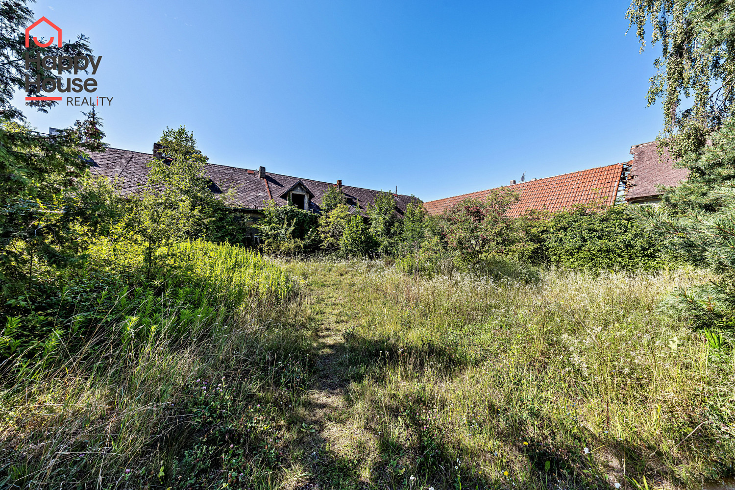 Prodej domu 220 m² s pozemkem 3 038 m² – fotografie 2