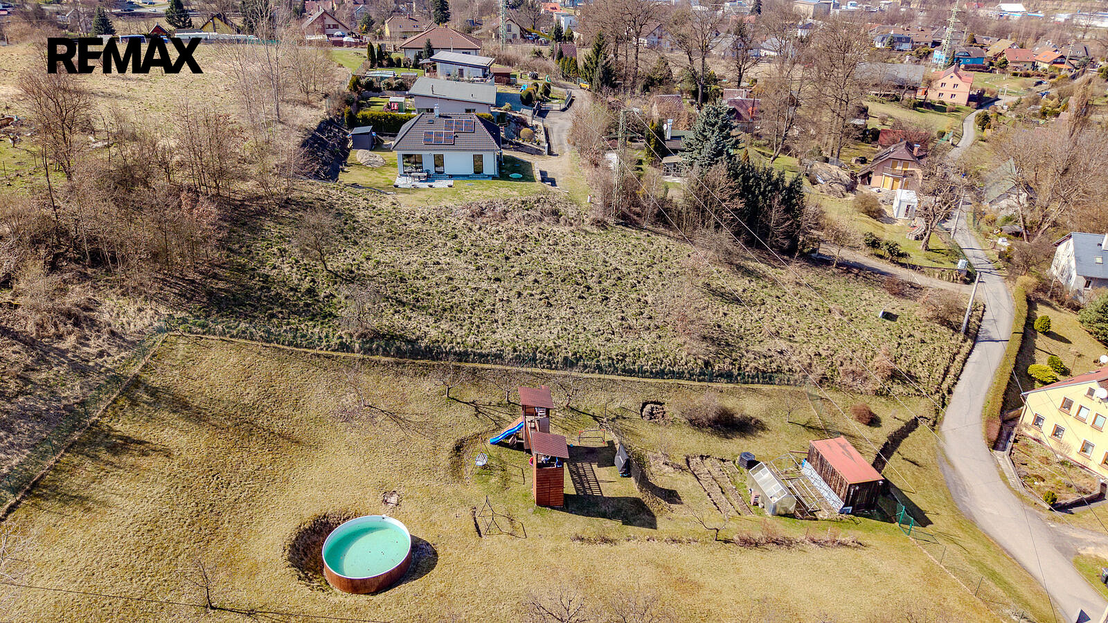 Prodej stavebního pozemku 1 660 m² – fotografie 5