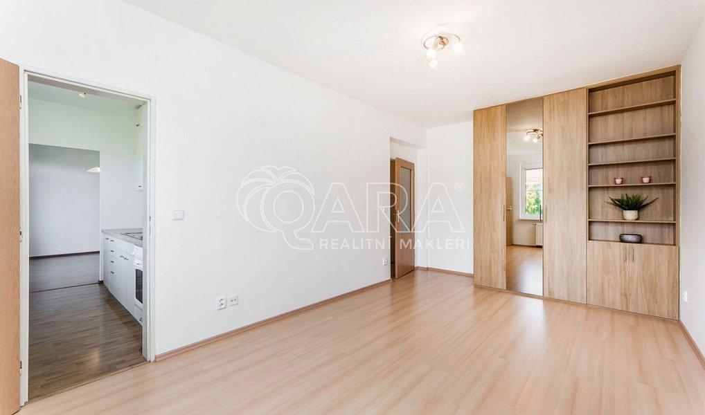 Pronájem bytu 2+1 63 m², Vestec – náhled fotky 4