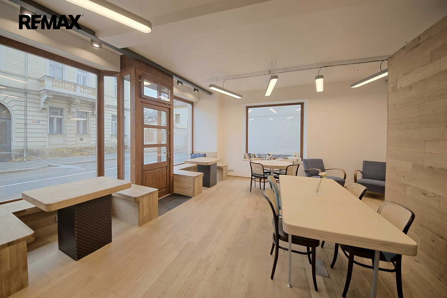 Pronájem kanceláře 70 m² – fotografie 5