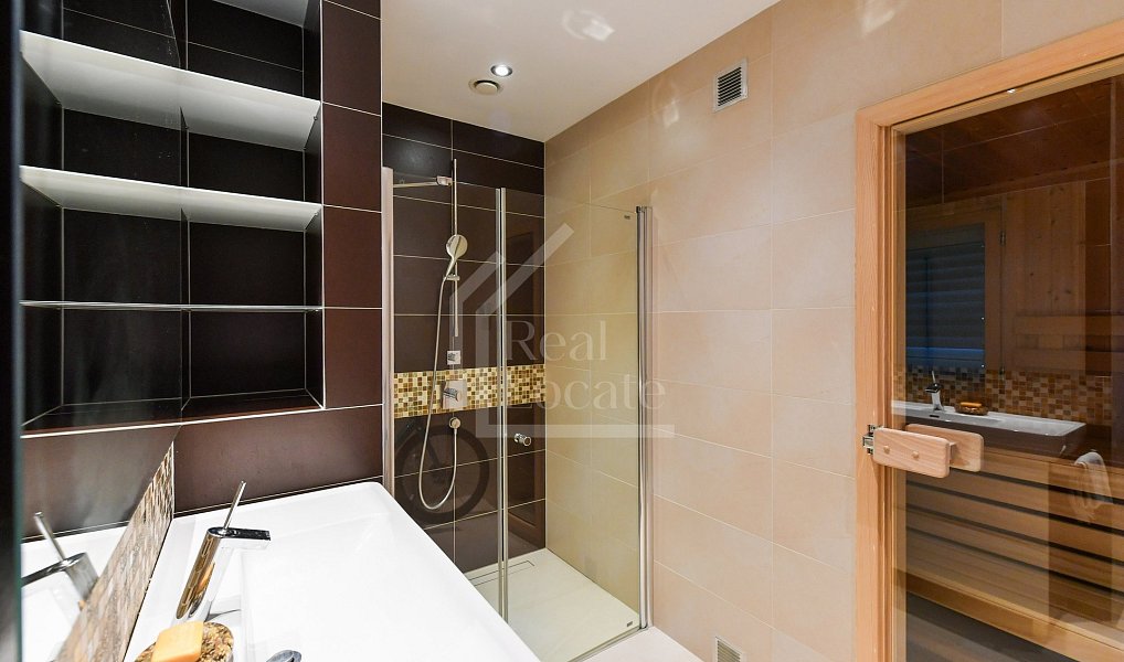 Prodej bytu 4+kk 111 m², Praha – náhled fotky 17