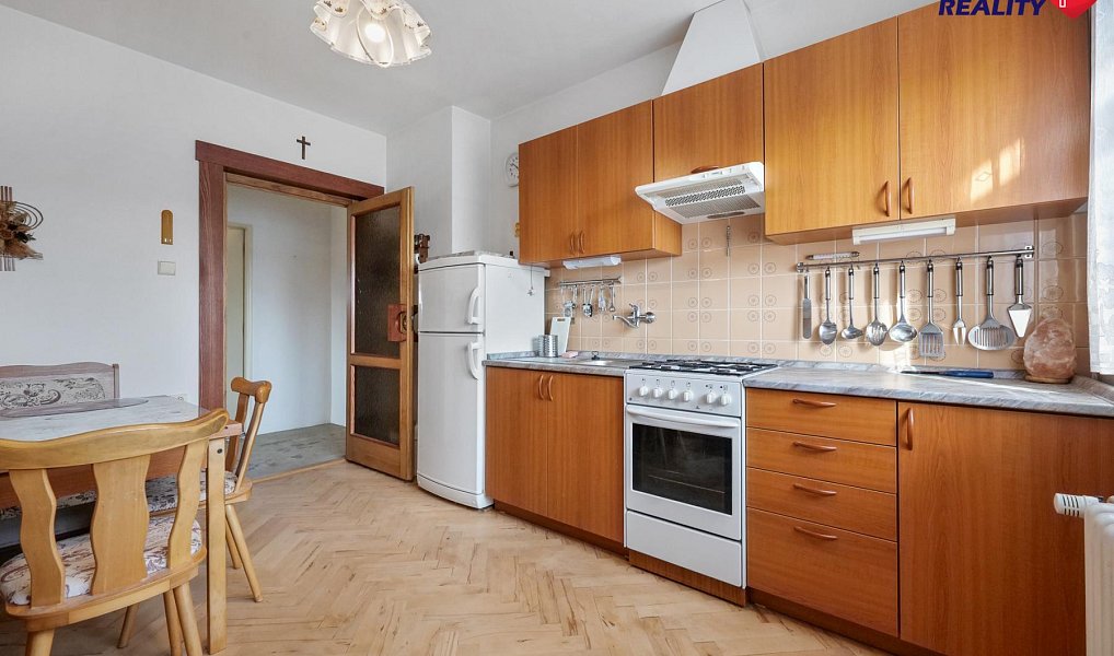 Prodej domu 200 m² s pozemkem 844 m², Kravaře – náhled fotky 8