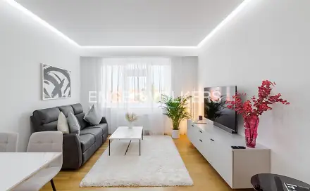 Pronájem bytu 2+1 55 m², Parléřova, Praha 6 - Střešovice