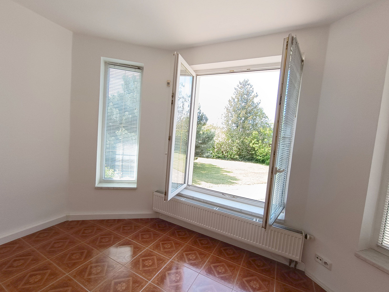 Pronájem domu 190 m² s pozemkem 1 000 m²