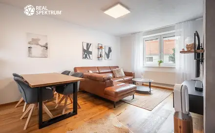 Prodej bytu 3+kk 88 m², Masarykovo náměstí, Šlapanice, okres Brno-venkov