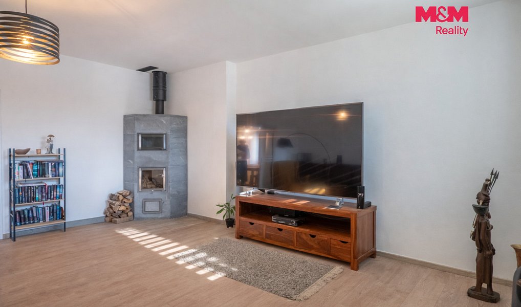 Prodej domu 292 m² s pozemkem 3 922 m², Jílovice – náhled fotky 12