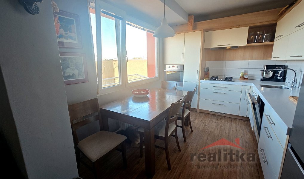 Prodej bytu 4+kk 80 m², Opava – náhled fotky 5
