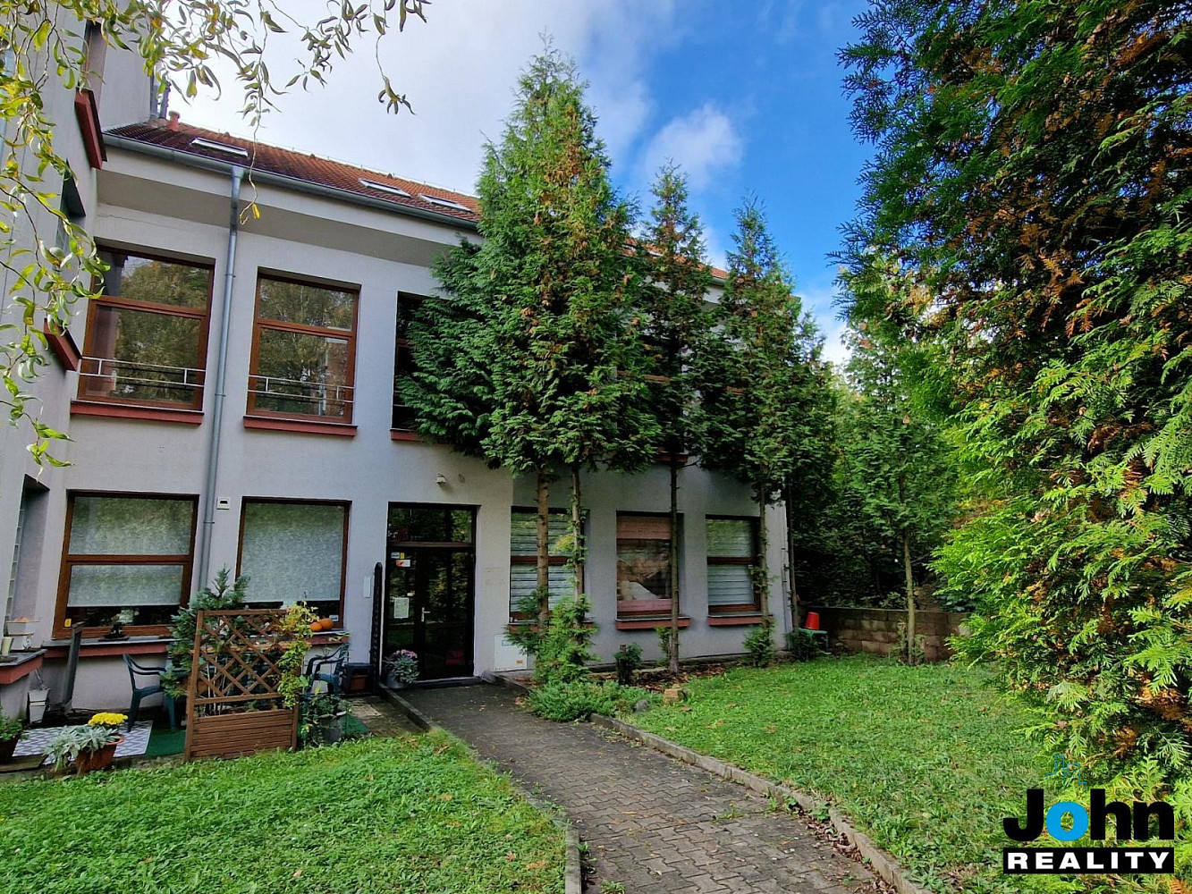Pronájem kanceláře 130 m² – fotografie 4