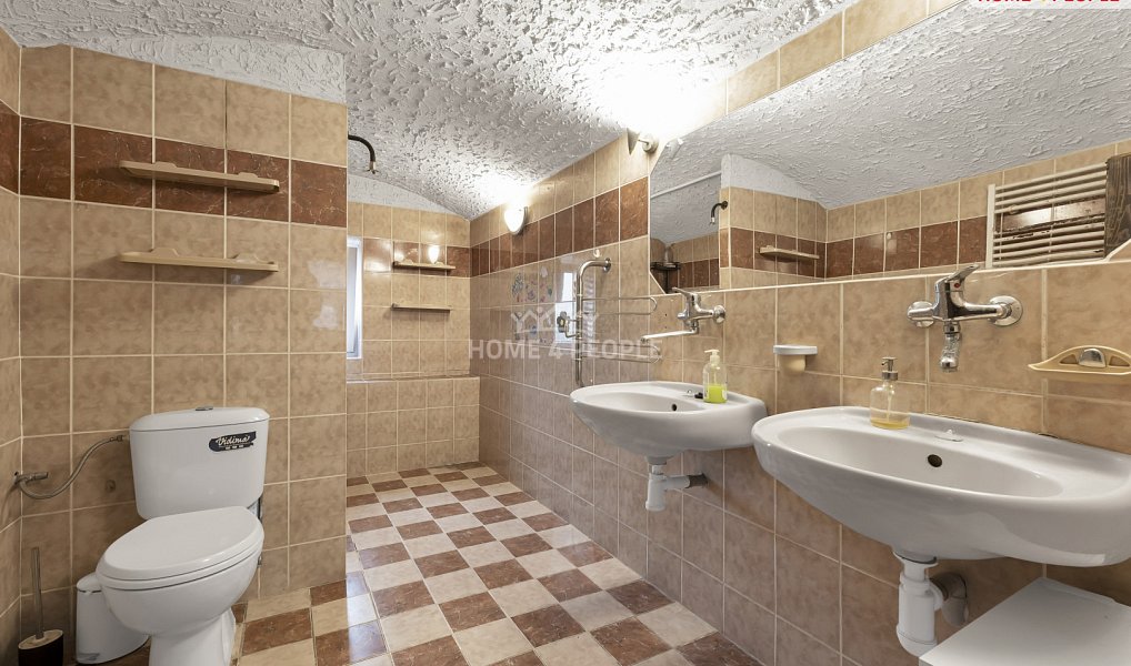 Prodej domu 133 m² s pozemkem 1 126 m², Zlonice – náhled fotky 23