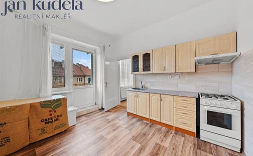 Pronájem bytu 3+1 85 m², Krkoškova, Brno - Černá Pole