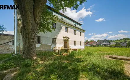 Prodej domu 420 m² s pozemkem 5 795 m², Radvanec - Maxov, okres Česká Lípa