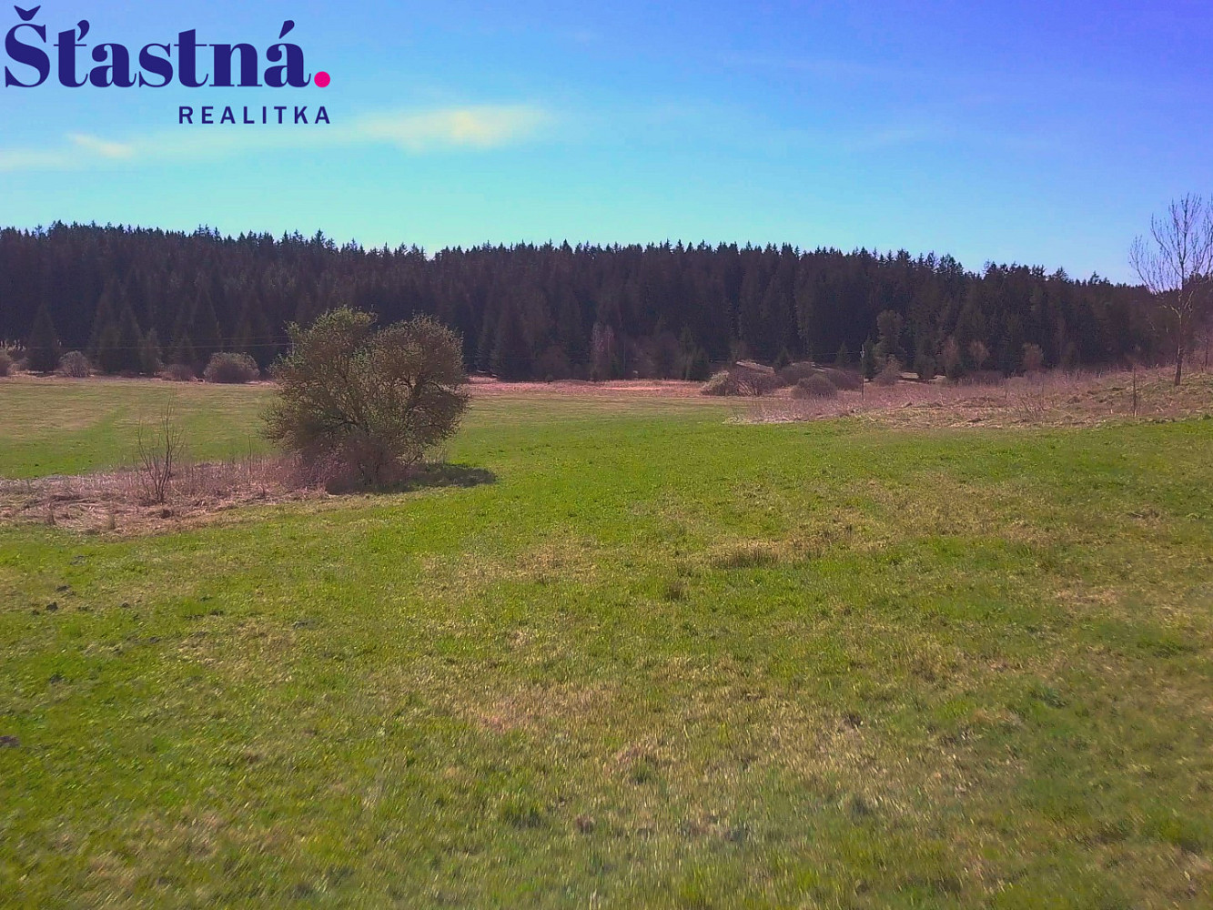 Prodej stavebního pozemku 1 048 m² – pohled 4