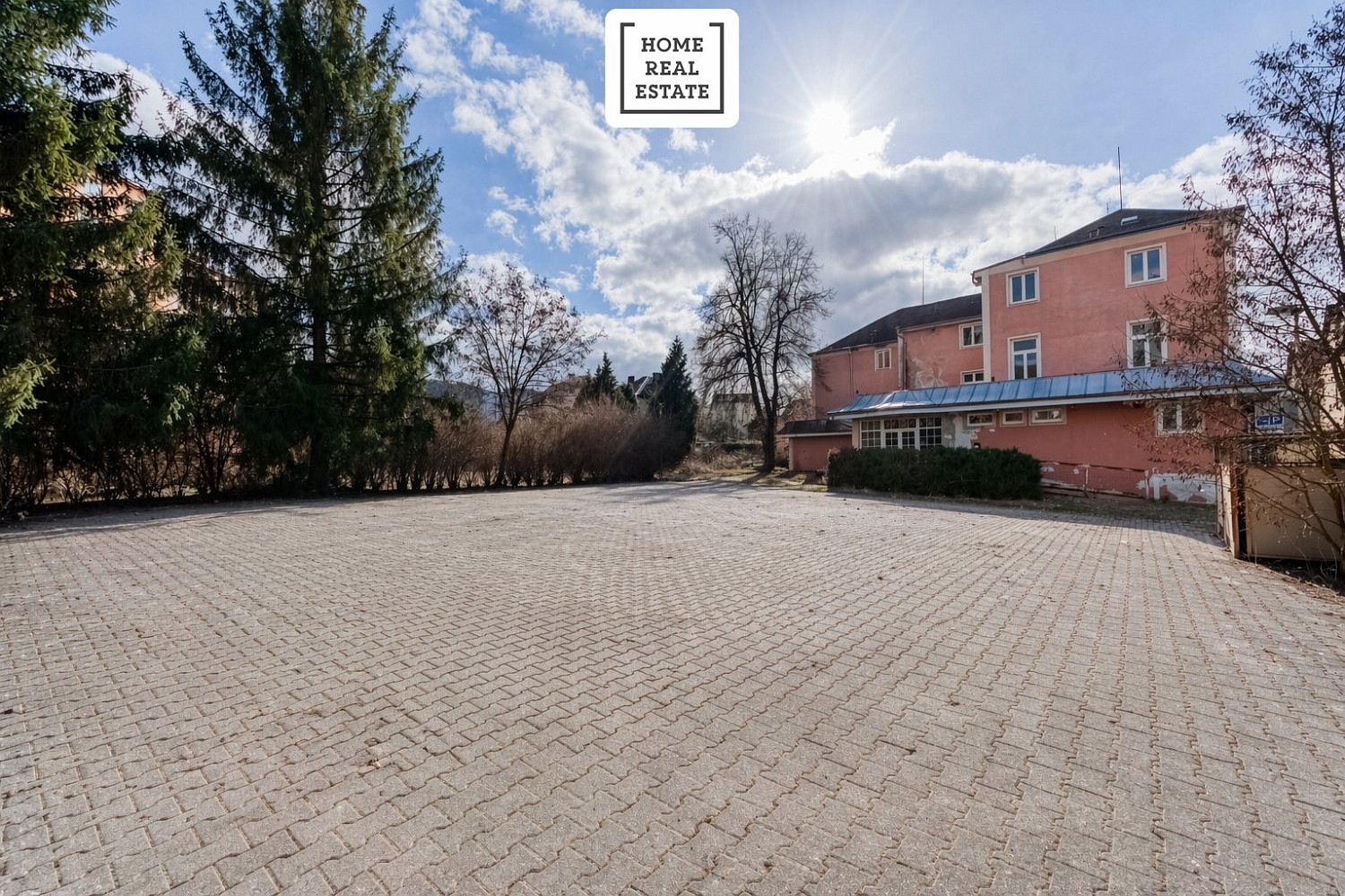 Prodej ubytovacího objektu 1 886 m² — photo 3