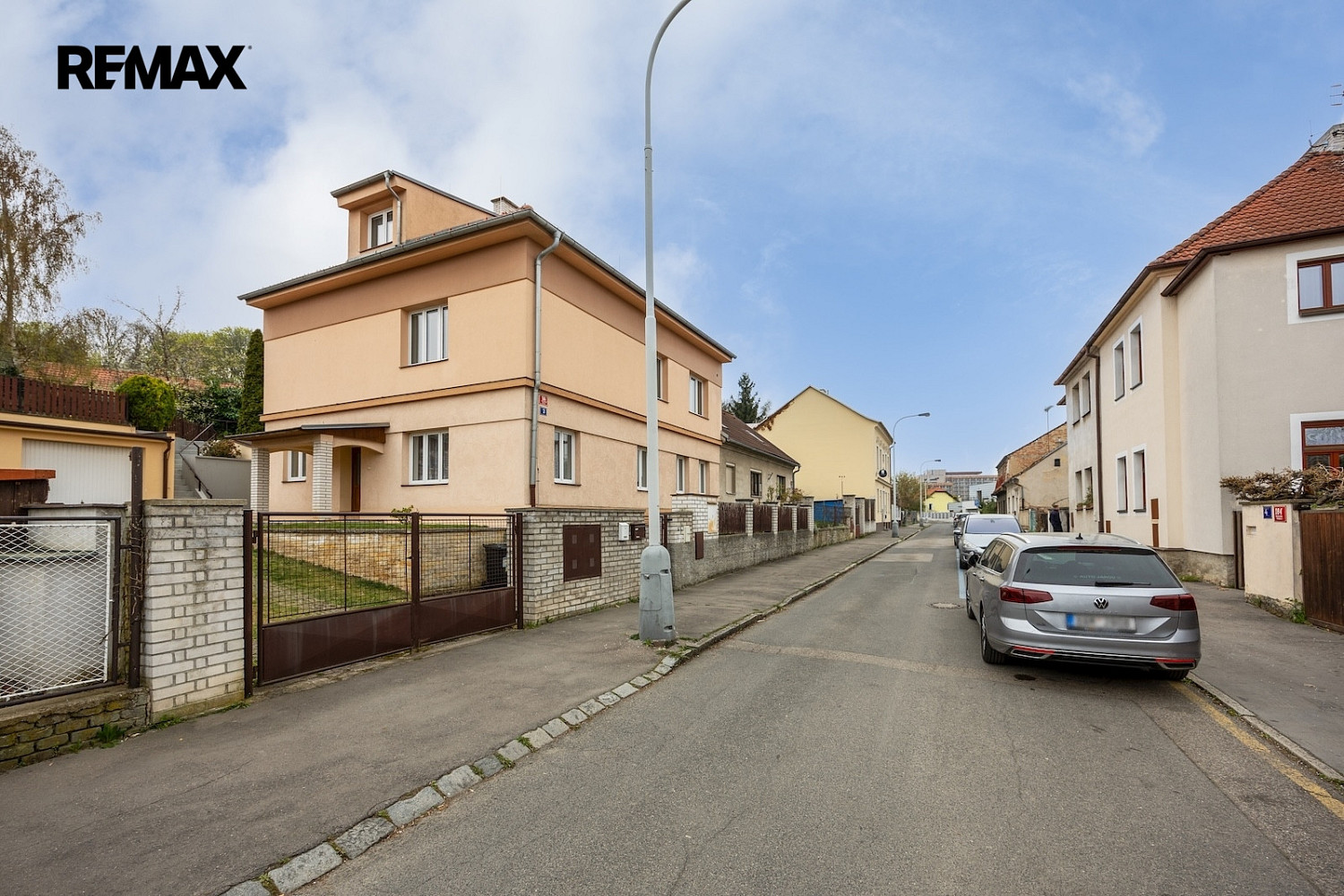 Prodej domu 216 m² s pozemkem 580 m²