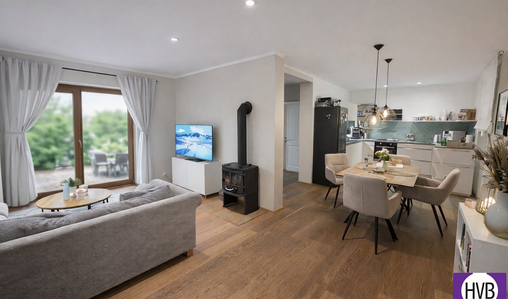 Pronájem domu 174 m² s pozemkem 404 m², Úvaly – náhled fotky 2