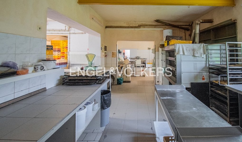 Pronájem výrobních prostor 230 m², Husinec – náhled fotky 18