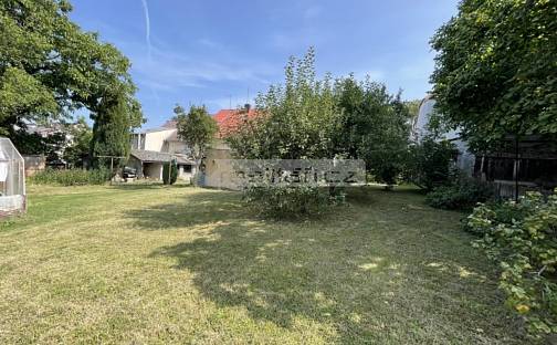 Prodej stavebního pozemku 888 m²
