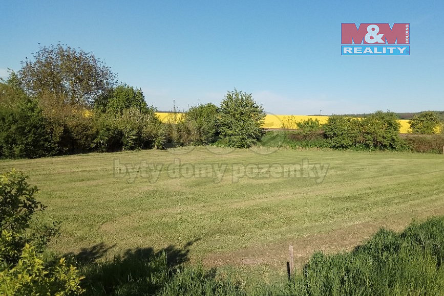 Prodej stavebního pozemku 1 736 m² – pohled 5
