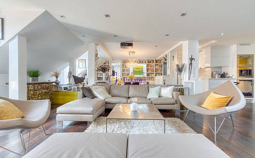 Prodej bytu 5+kk 241 m², Vejvodova, Praha 1 - Staré Město
