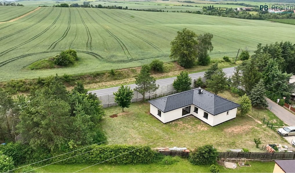 Prodej domu 145 m² s pozemkem 1 386 m², Očihov – náhled fotky 16