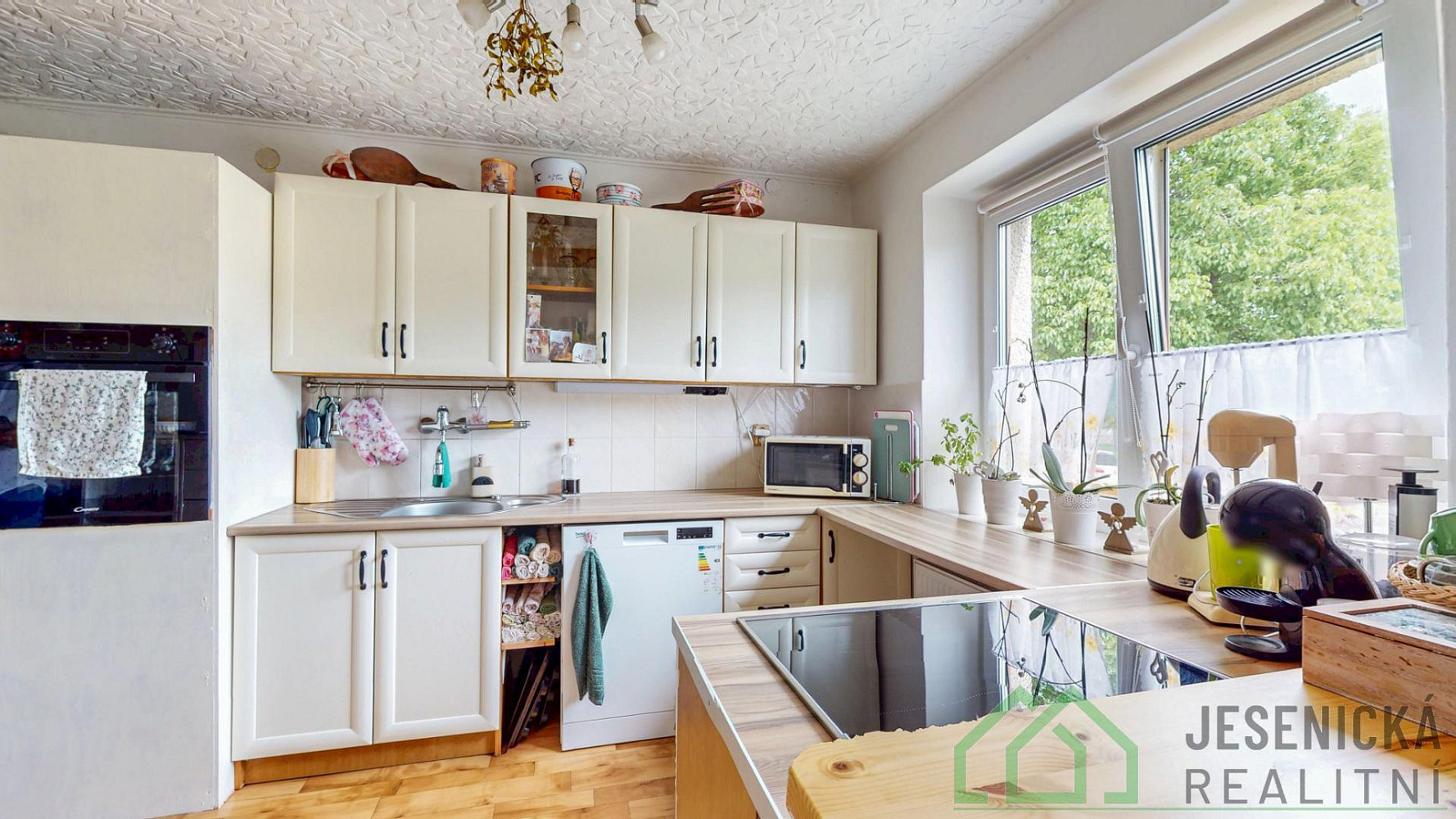 Prodej domu 85 m² s pozemkem 2 892 m²