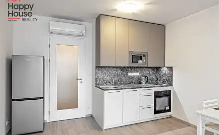 Pronájem bytu 1+kk 36 m²