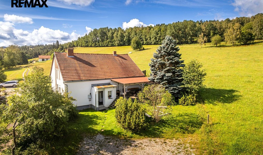 Prodej domu 170 m² s pozemkem 156 m², Vimperk – náhled fotky 2
