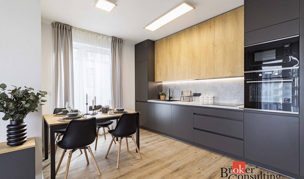 Pronájem bytu 3+kk 73 m², Kladno – fotka 1 z 20