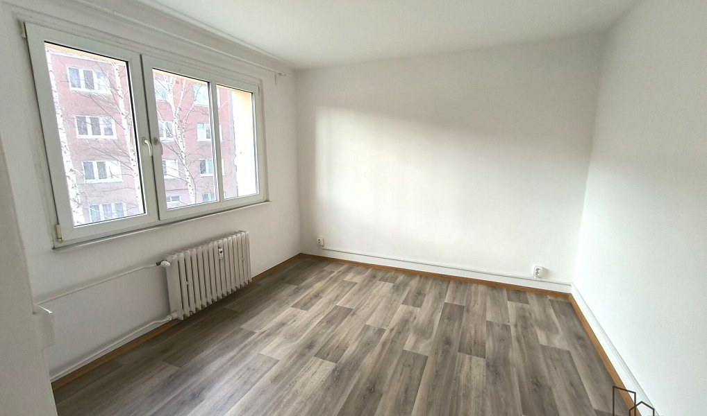 Pronájem bytu 2+1 40 m², Bílina – náhled fotky 5