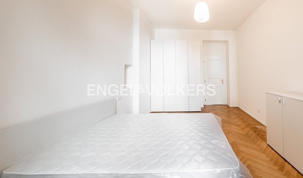 Pronájem bytu 2+kk 56 m², Praha – náhled fotky 5