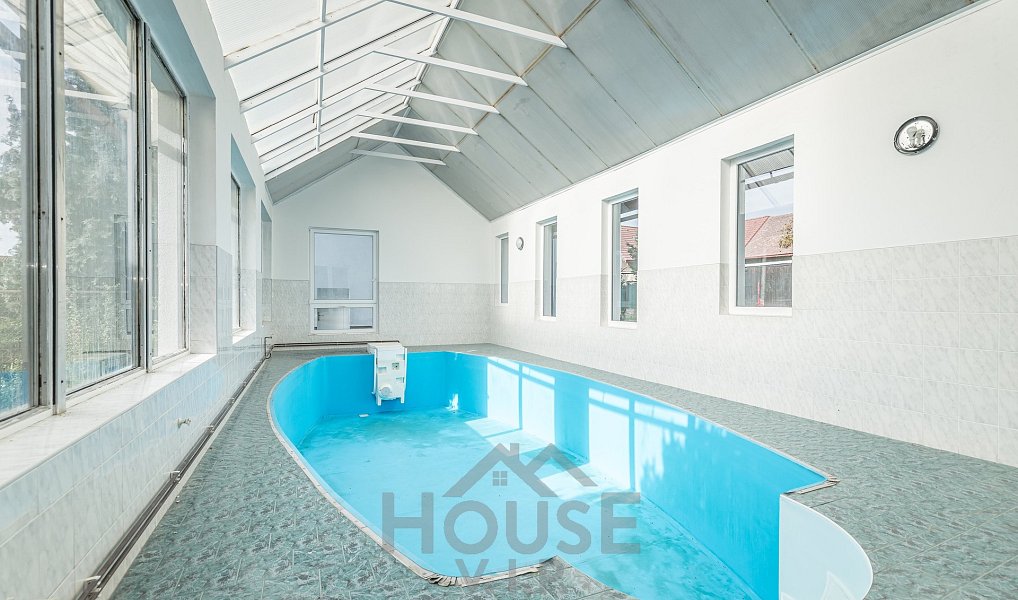 Prodej domu 550 m² s pozemkem 1 679 m², Tuklaty – náhled fotky 4