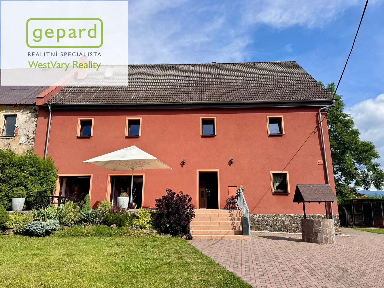 Prodej domu 380 m² s pozemkem 763 m² — photo 2