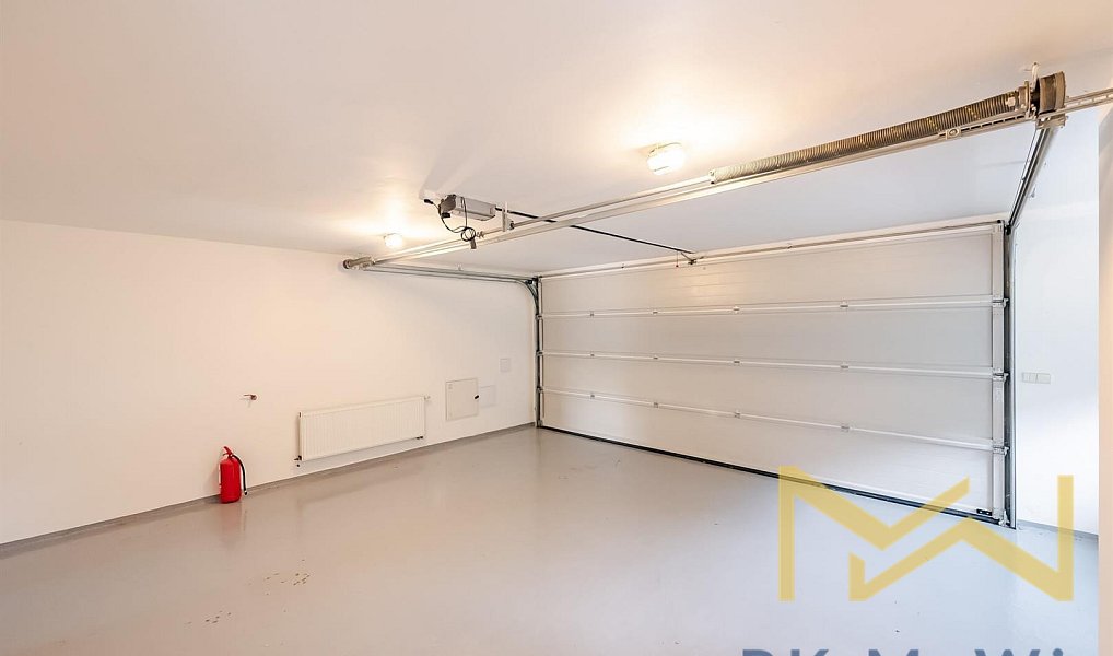 Pronájem domu 360 m² s pozemkem 857 m², Praha – náhled fotky 12