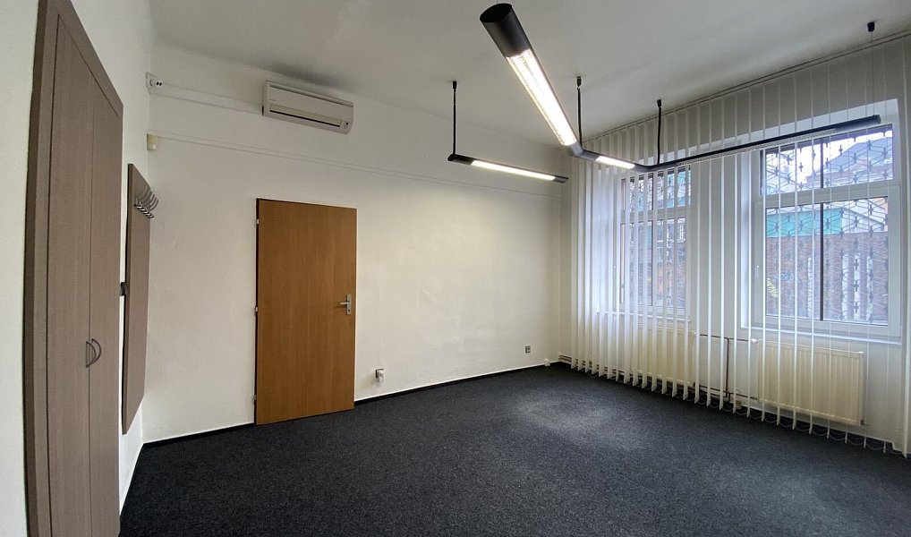 Prodej nájemního domu, činžáku 615 m², Ostrava – náhled fotky 14