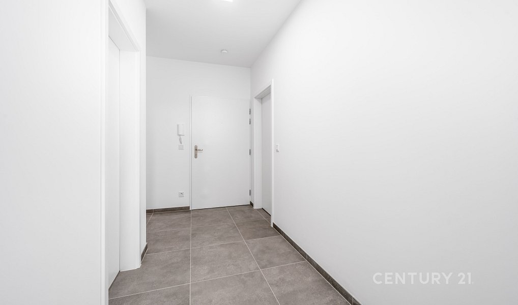 Pronájem bytu 2+kk 54 m², Kladno – náhled fotky 10